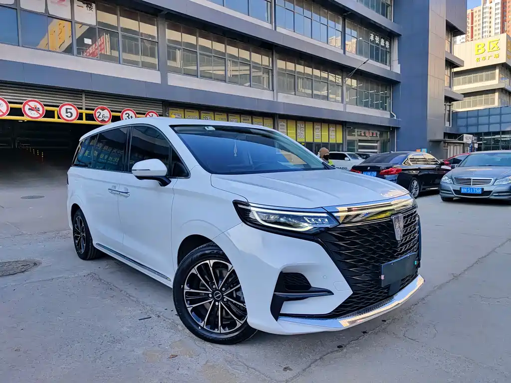Roewe iMAX8 400 TGI Supreme Series LaCrosse