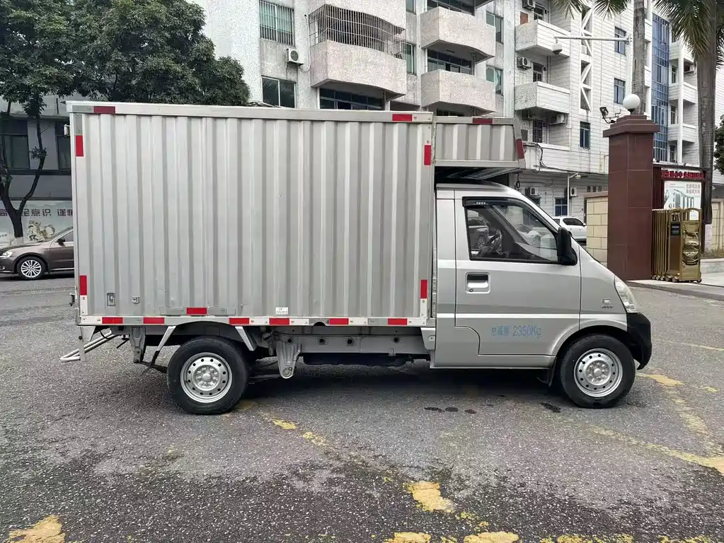Wuling Rongguang Mini Truck 五菱荣光小卡 2019款 1.5 L基本型单排L3 C
