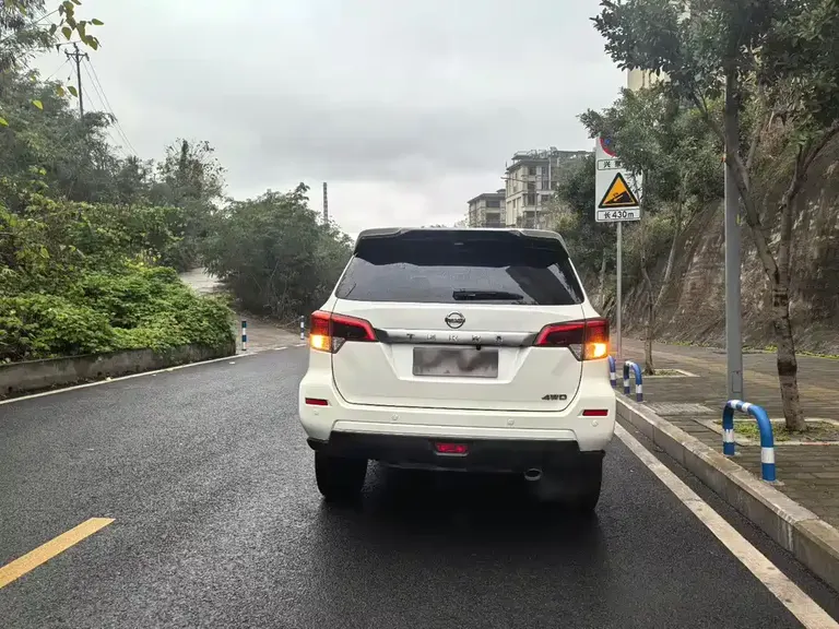 Nissan Terra 2.5 L XL Upper 4 WD Auto 4 WD Luxury