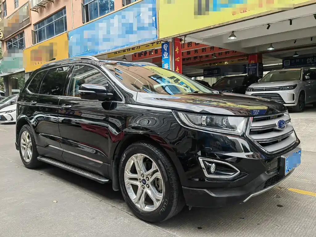 Edge EcoBoost 245 2 WD Grand Sharp 7-seat