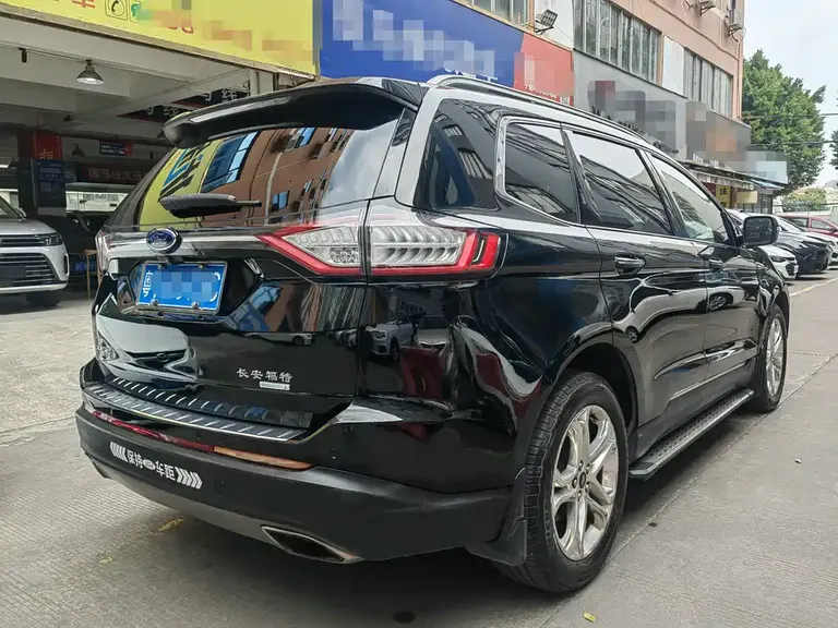 Ford Edge EcoBoost 245 2 WD Grand Sharp 7-seat