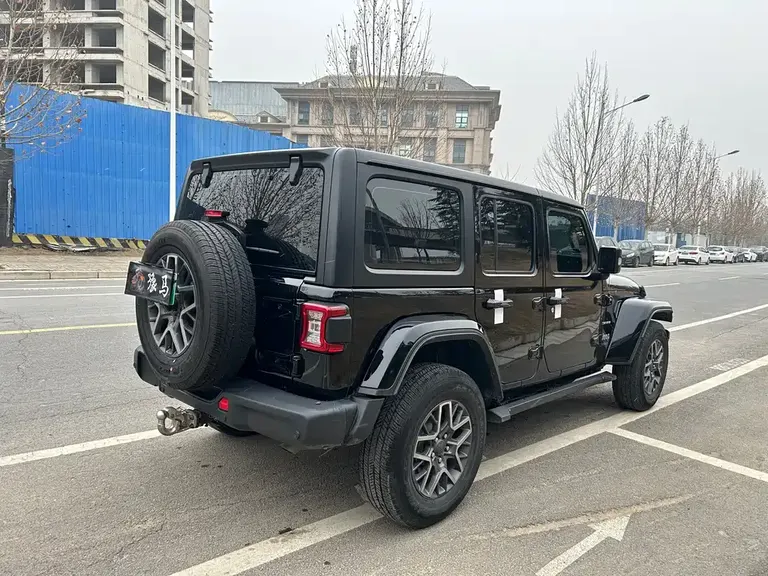 Jeep Wrangler NEV 4-door 2.0 T 4 xe Sahara