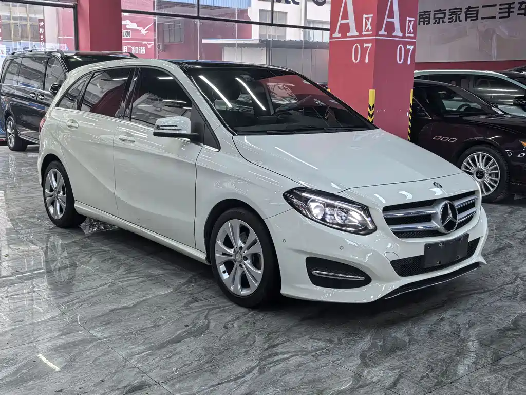 Mercedes-Benz B-Class B 200 Fashion