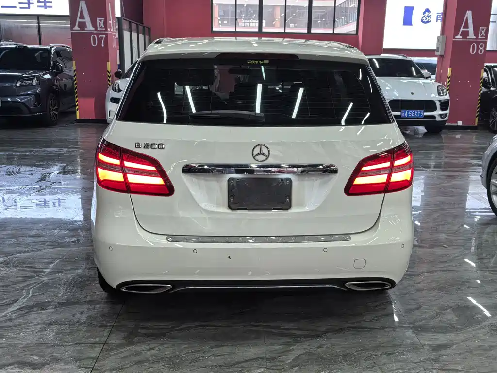 Mercedes-Benz B-Class B 200 Fashion