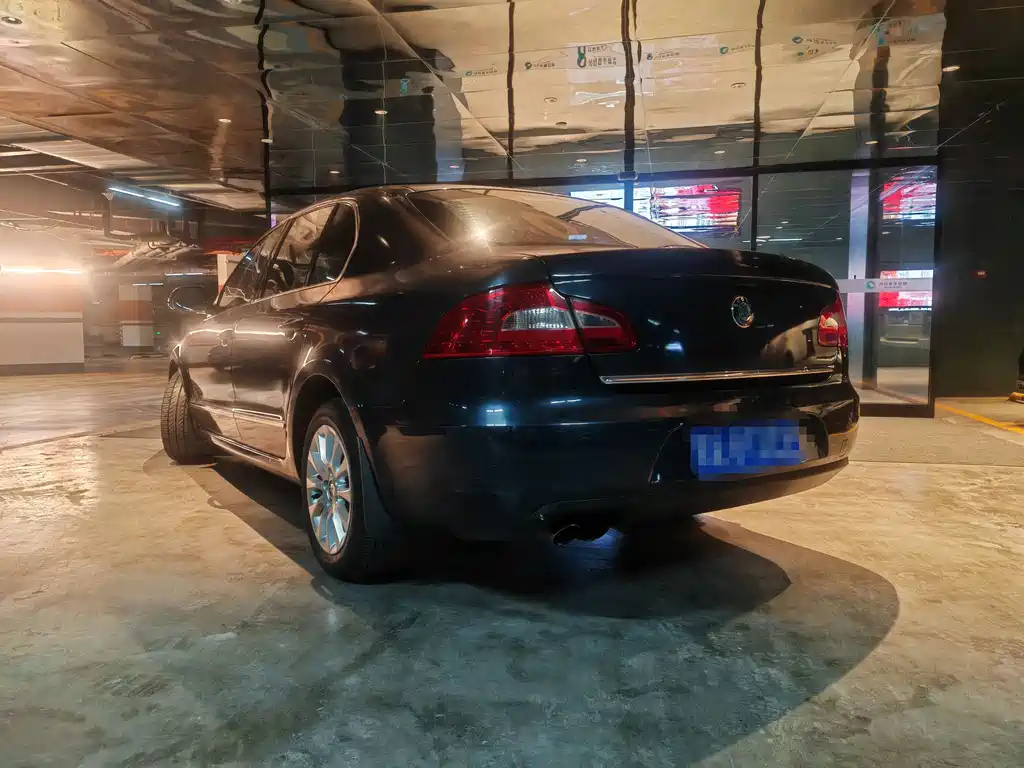 Superb 1.8 TSI Auto Noble Elegant