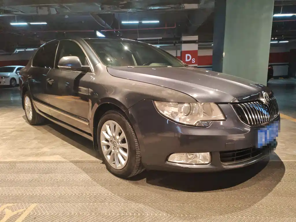 Superb 1.8 TSI Auto Noble Elegant