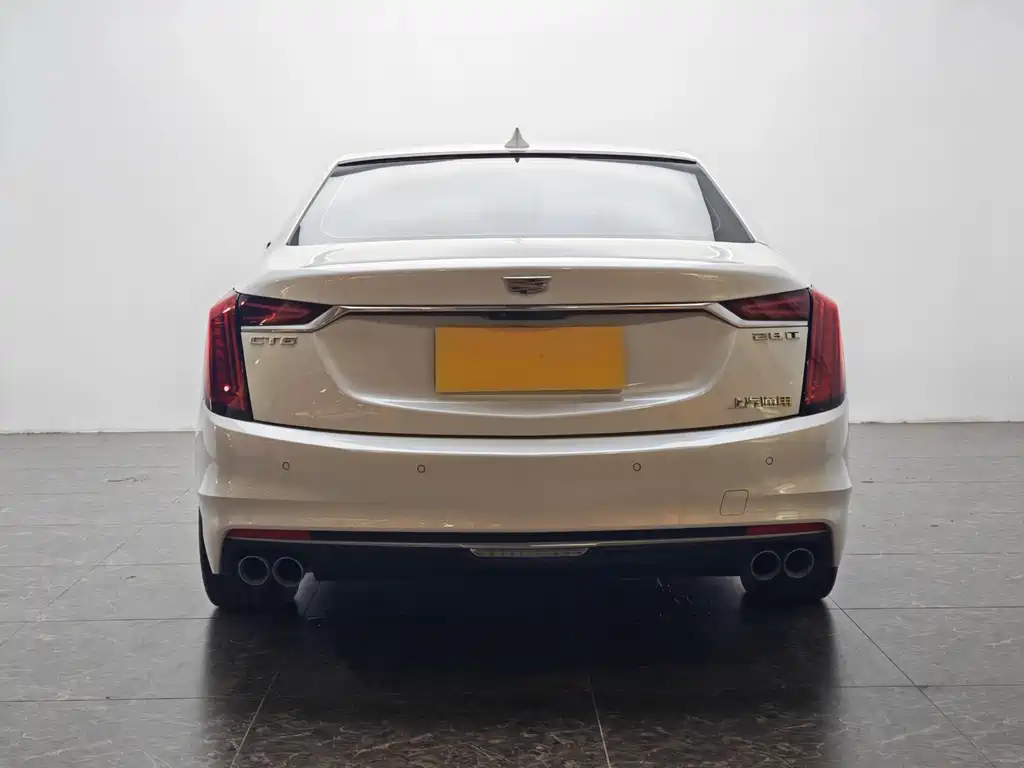 Cadillac CT6 28 T Fashion