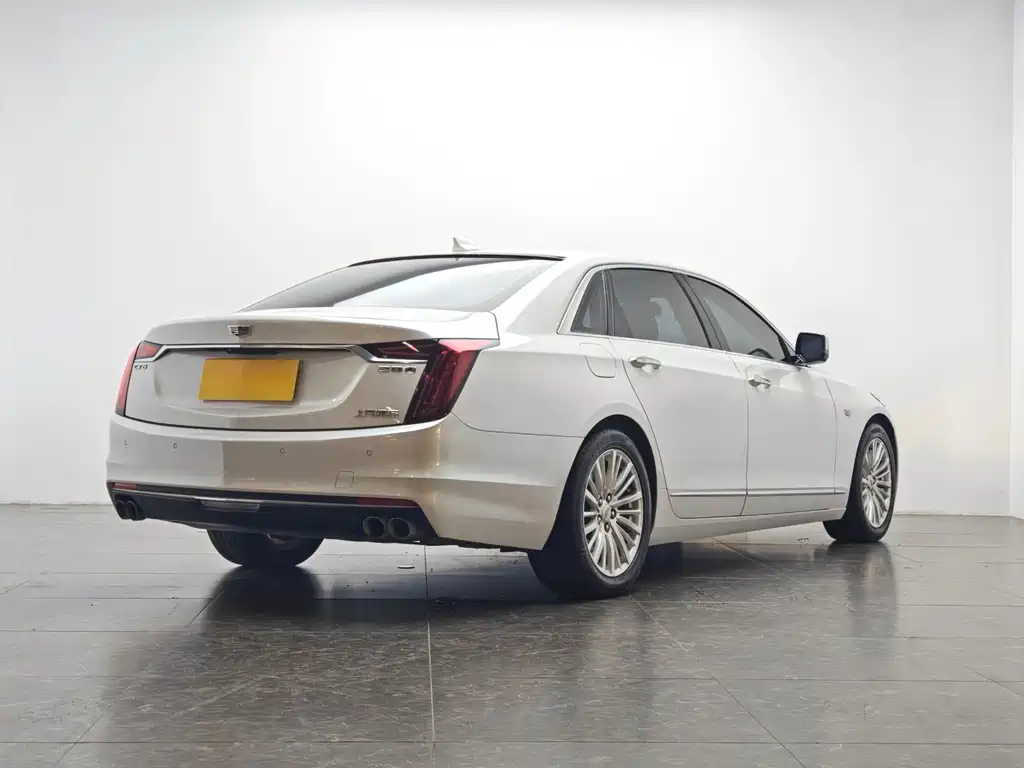 Cadillac CT6 28 T Fashion