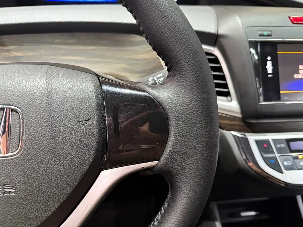 Jade 1.8 L Auto Comfort 5-seat