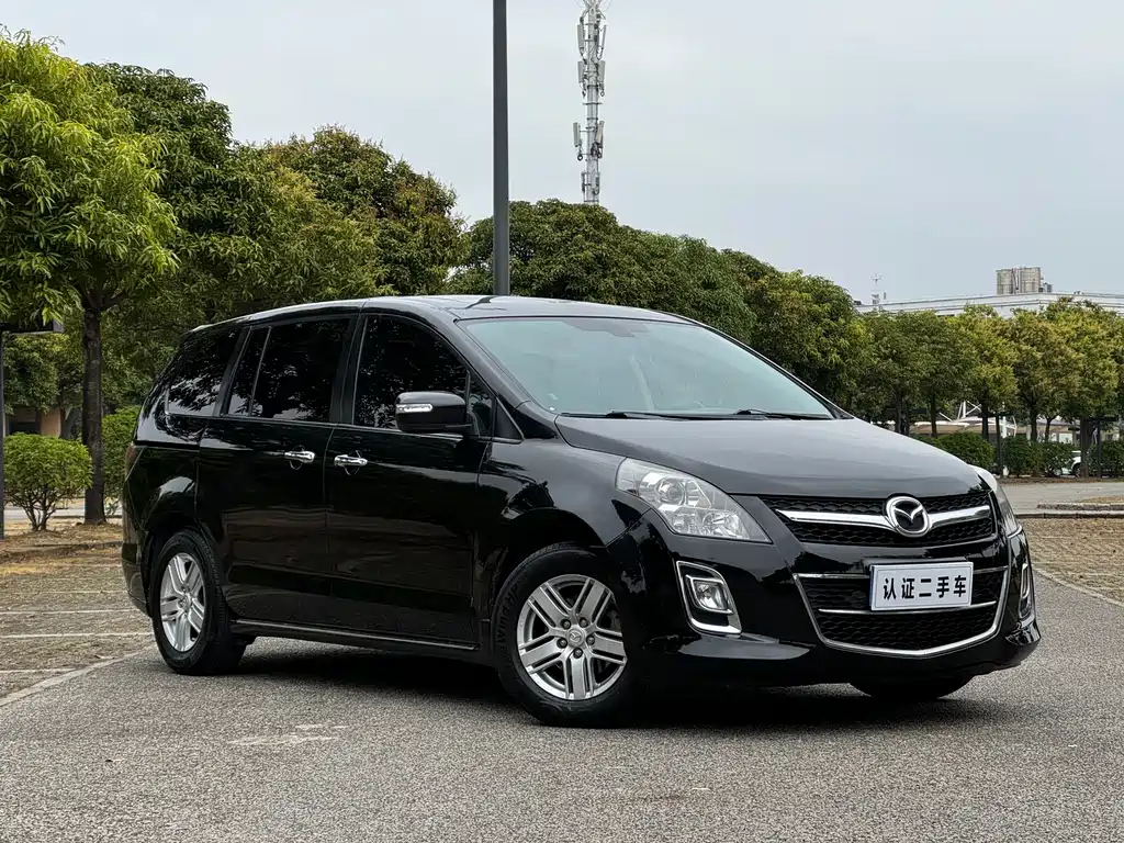 Mazda 8 2.3 L Supreme