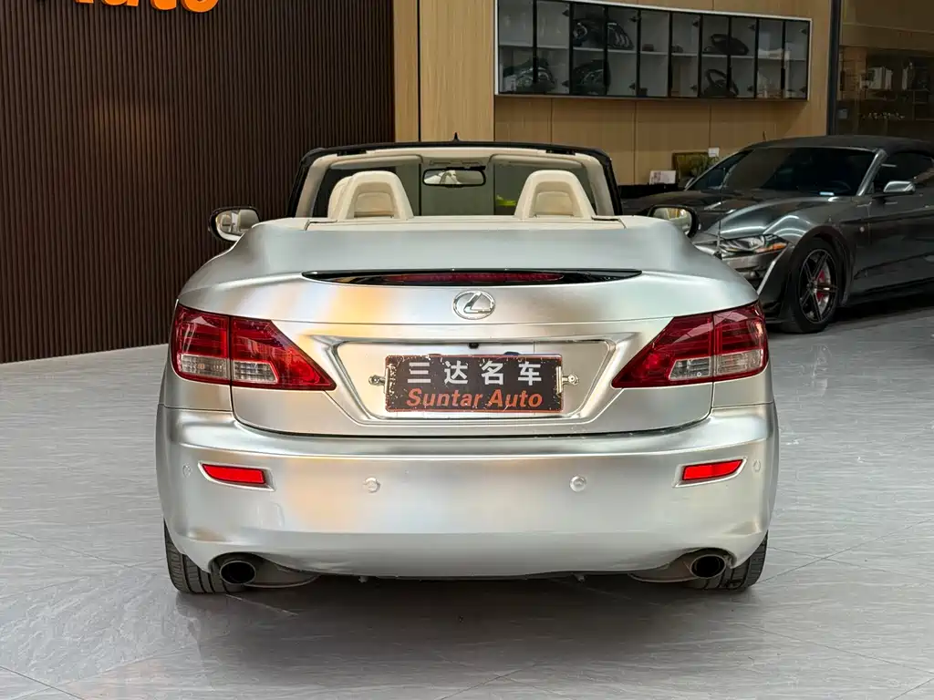 Lexus IS 300 C