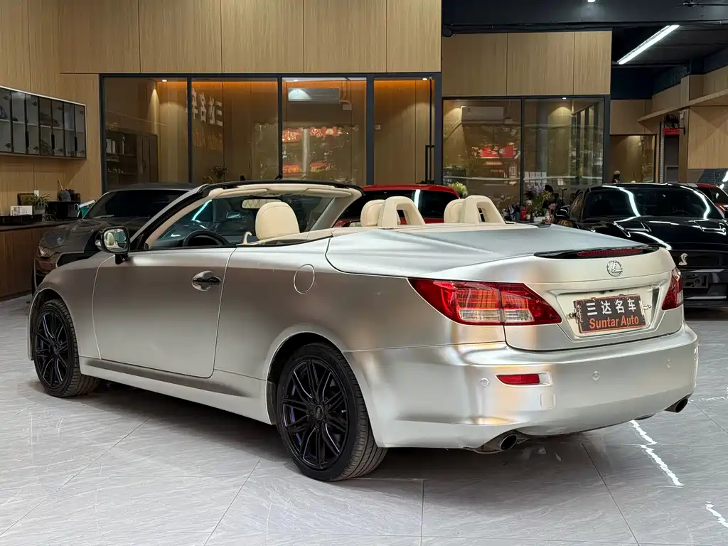 Lexus IS 300 C