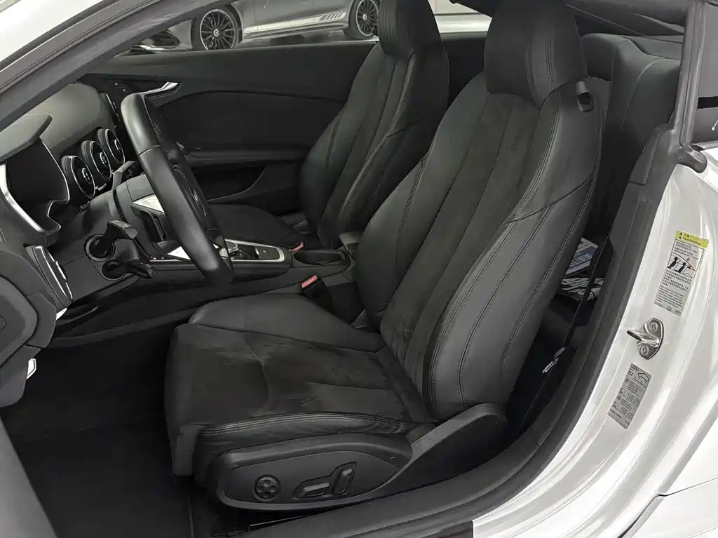 Audi TT TT Coupe 45 TFSI quattro