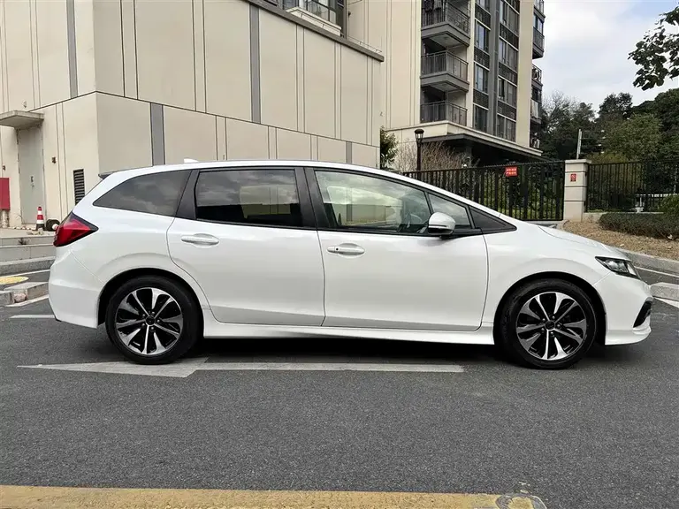 Honda Jade 1.8 L Auto Comfort
