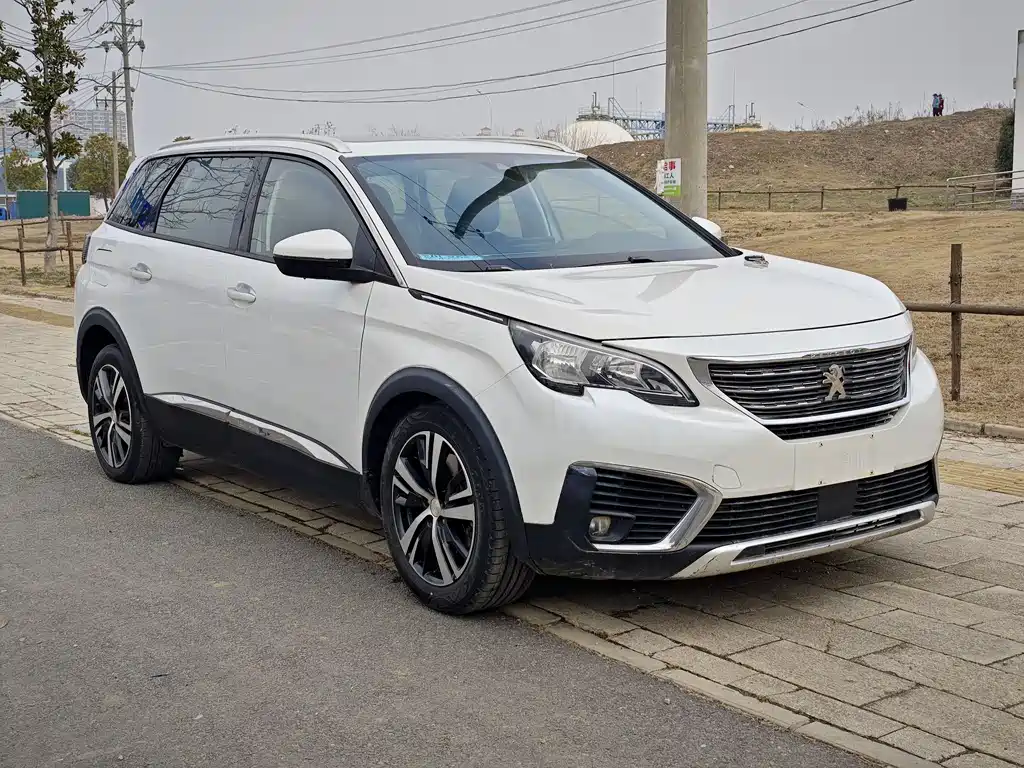 Peugeot 5008 350 THP 7-seat Elite