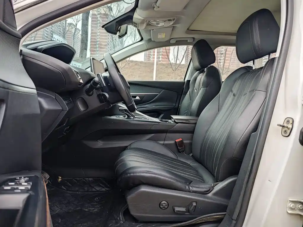 Peugeot 5008 350 THP 7-seat Elite