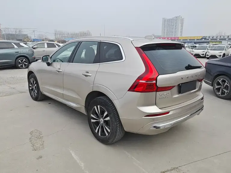 Volvo XC60 B5 4 WD Smart Ease Luxury