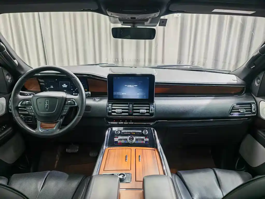Navigator 3.5 T Honor Shine CN-VI