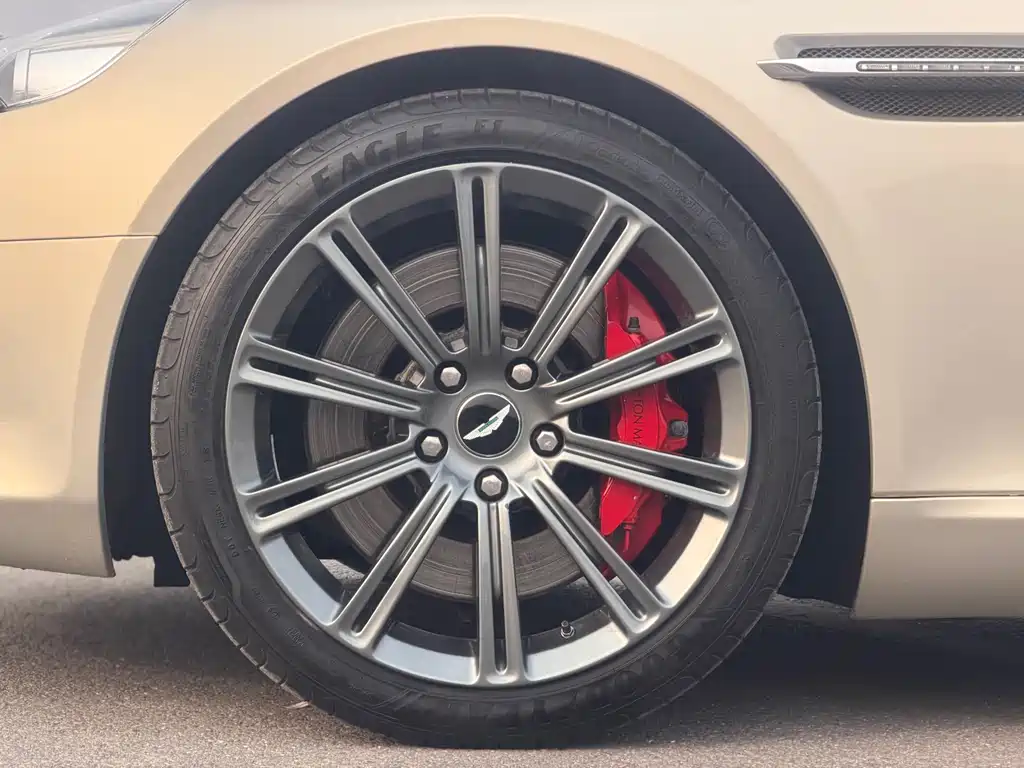 Rapide 6.0 L