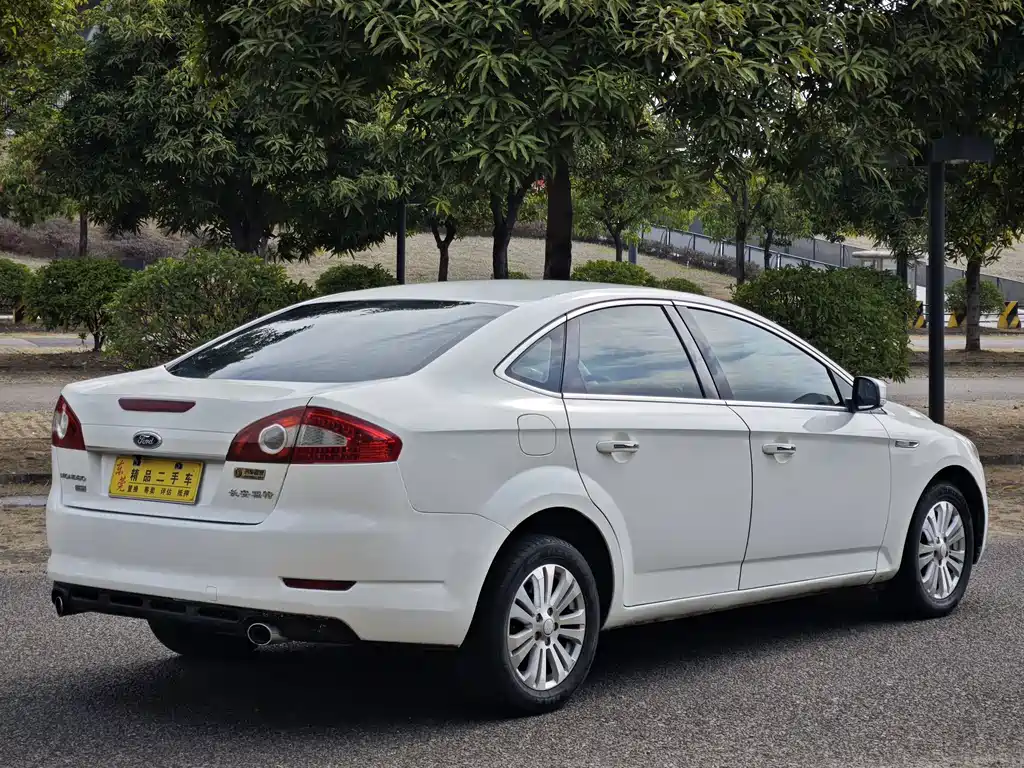 Mondeo 2.3 L Fashion