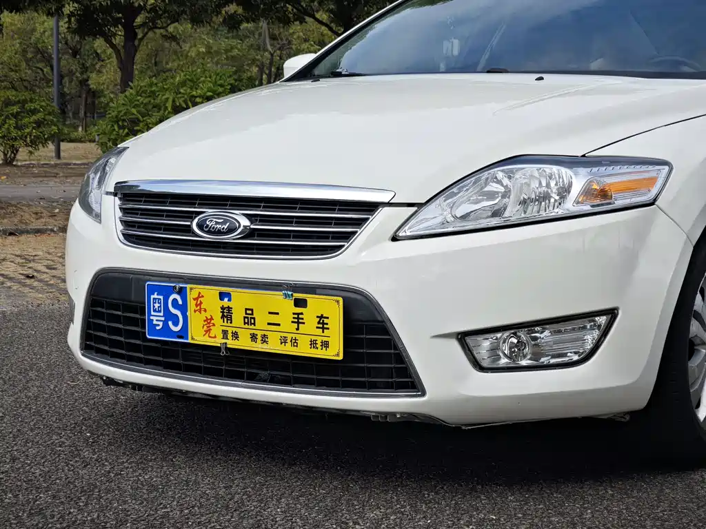 Mondeo 2.3 L Fashion