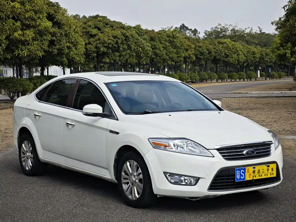 Mondeo 2.3 L Fashion