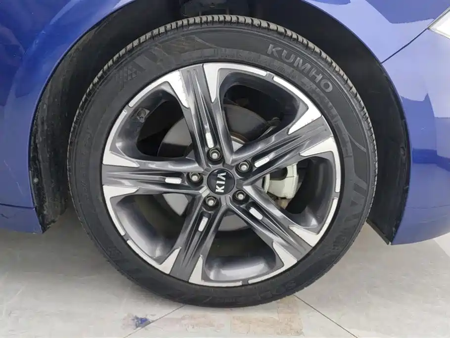 Kia K5 270 T CVVD Luxury Tech