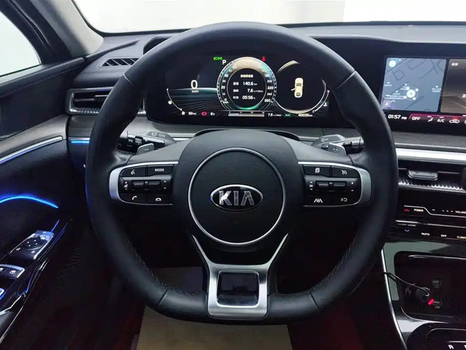 Kia K5 270 T CVVD Luxury Tech