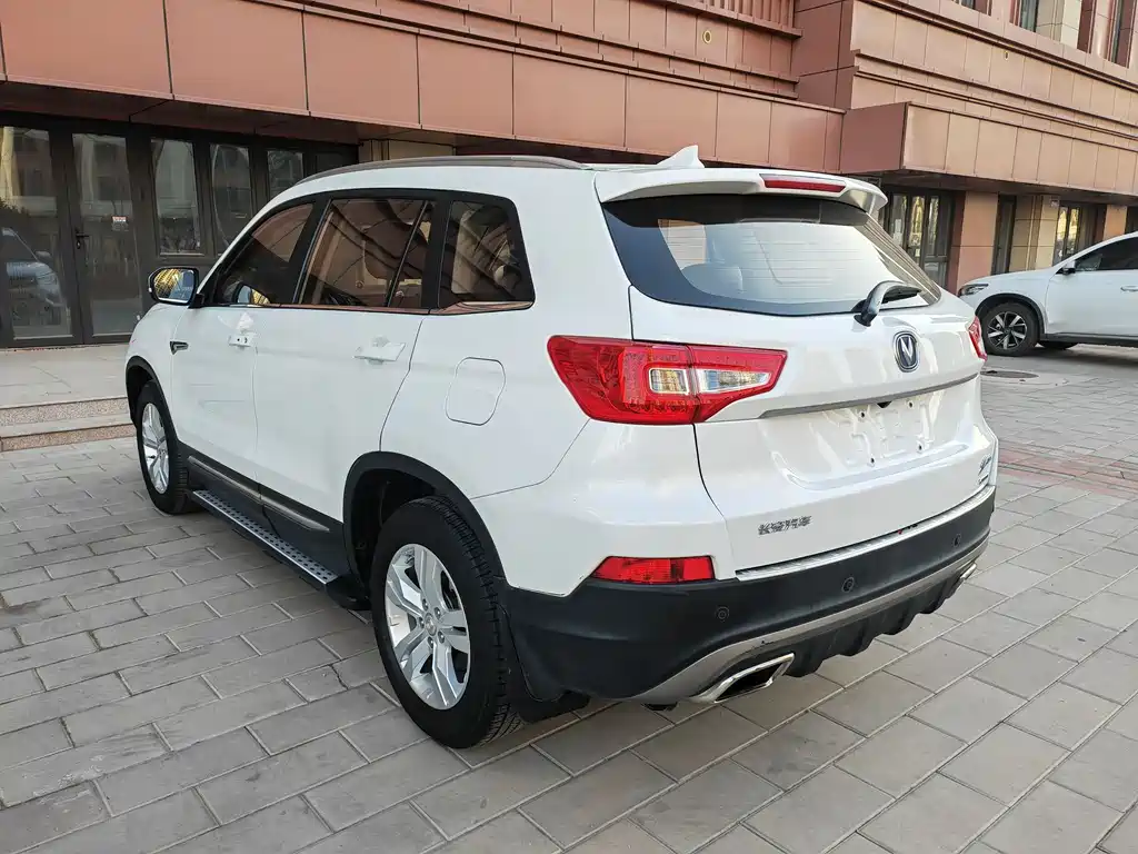 Changan CS75 1.8 T Auto Elite CN-V