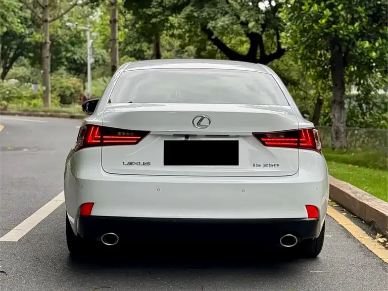 Lexus IS 250 F SPORT