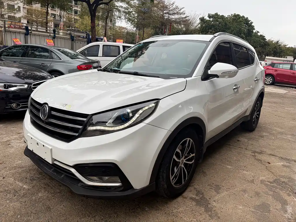 Fengguang 580 1.5 T CVT Luxury