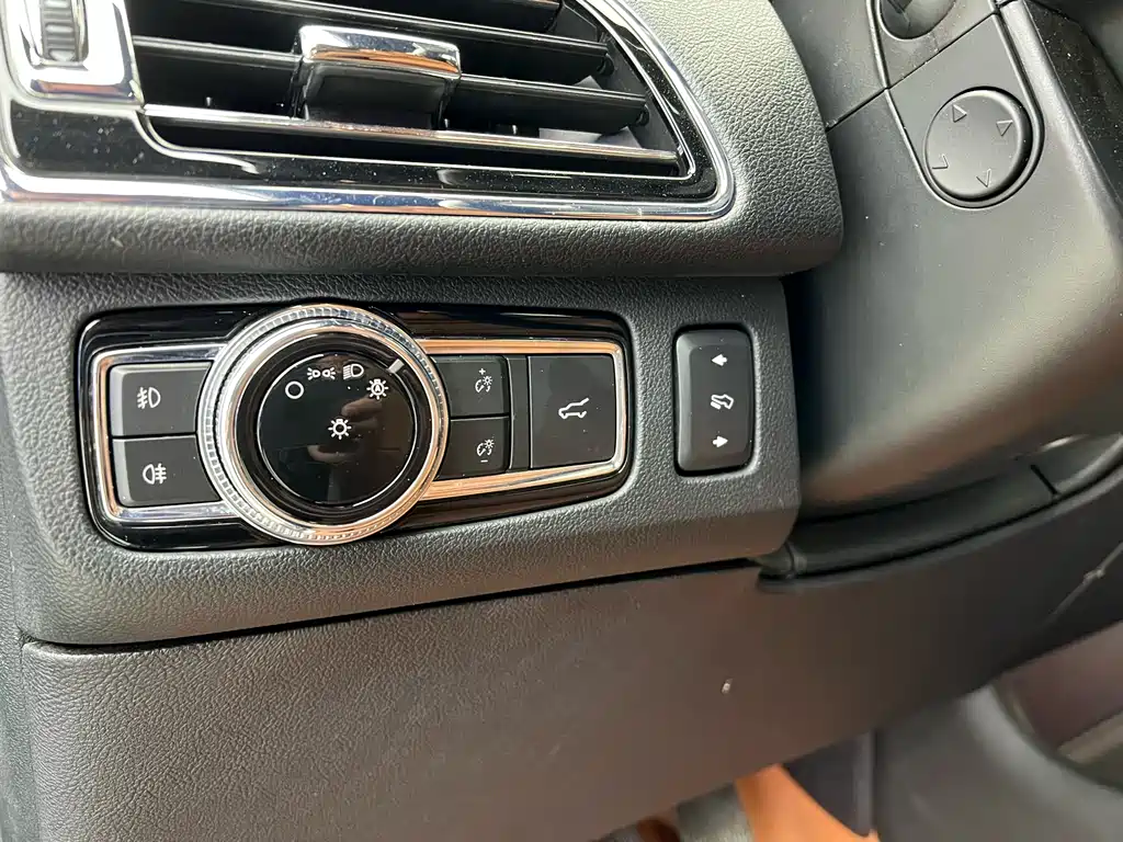Navigator 3.5 T Honor Shine