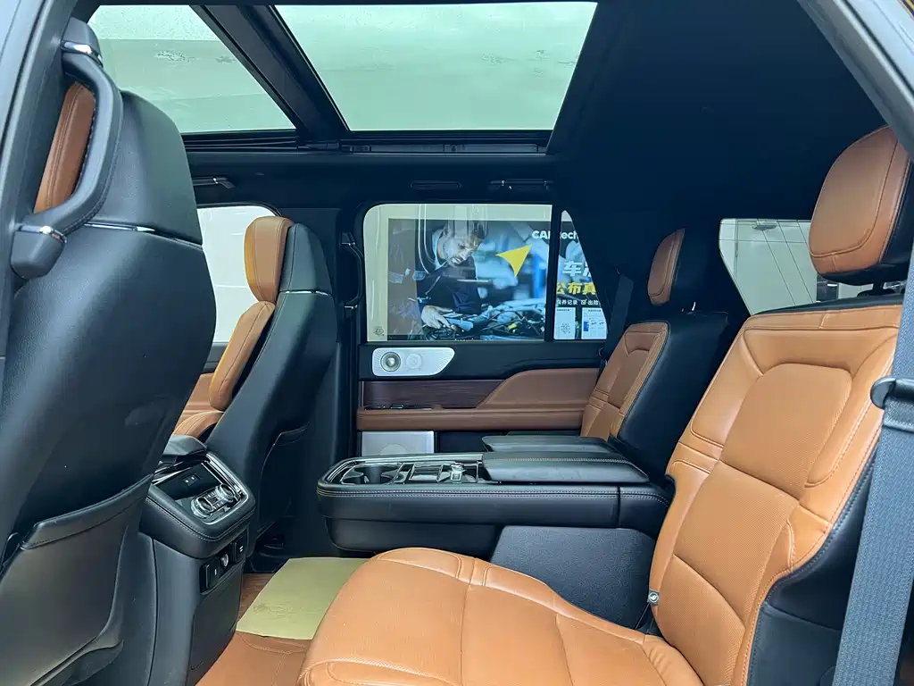 Navigator 3.5 T Honor Shine