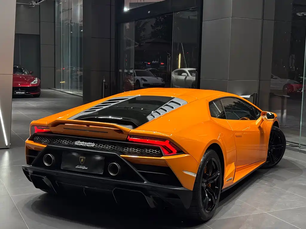 Huracán Huracán EVO RWD