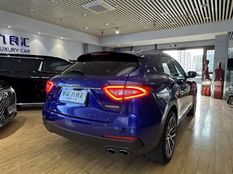 Maserati Levante 3.0 T Standard