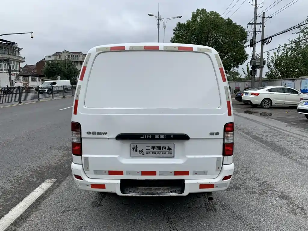 Jinbei Hiace 2.0 L Express Series Luxury Cargo Van Standard CN-VI 1 TZS