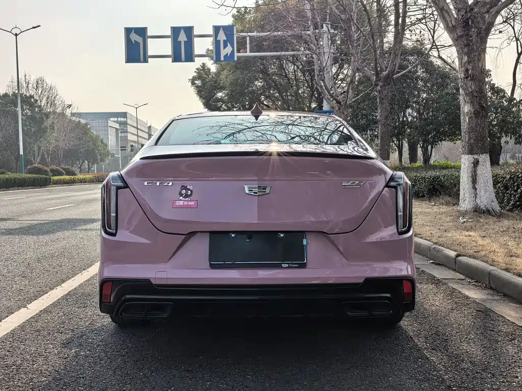 Cadillac CT4 28 T Fashion