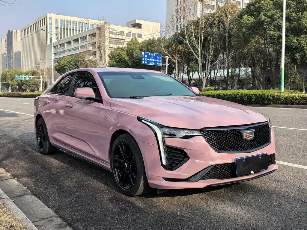 Cadillac CT4 28 T Fashion