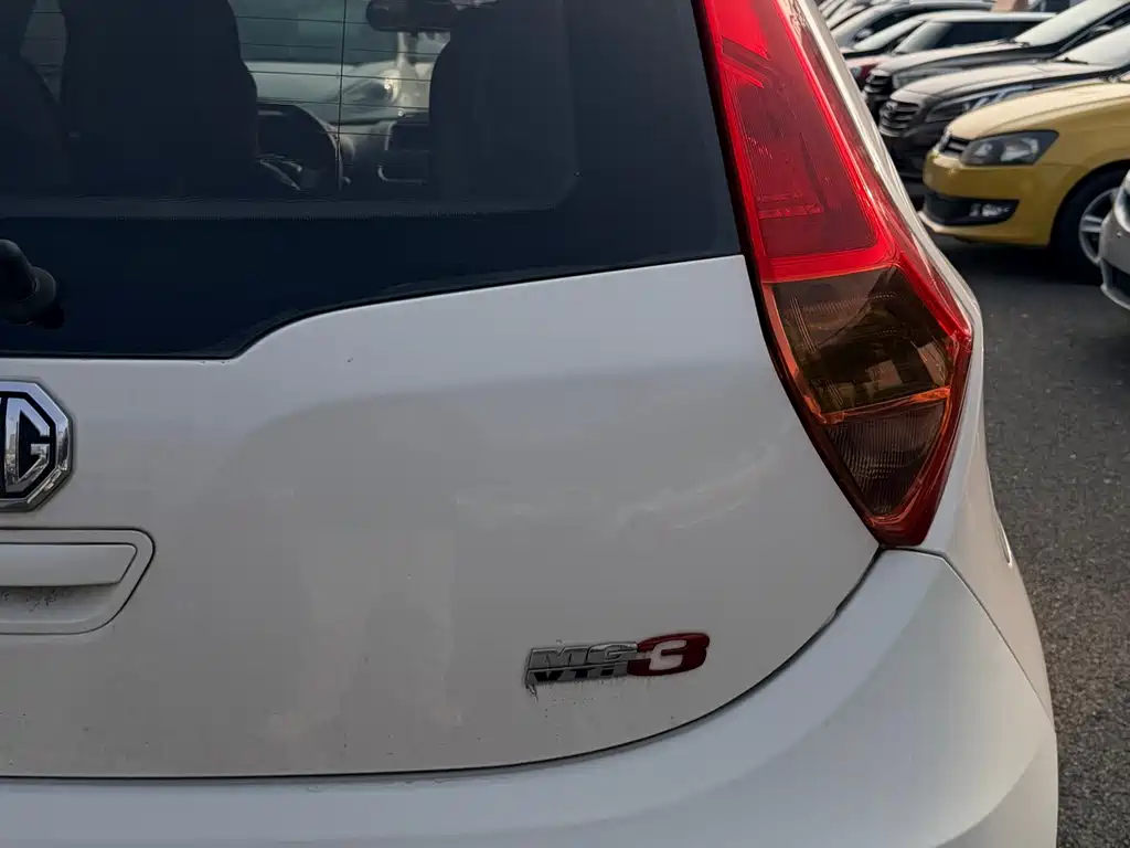 MG 3 名爵3 2016款 1.5 L AMT精英版