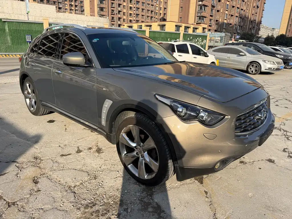 Infiniti FX FX35 Transcend