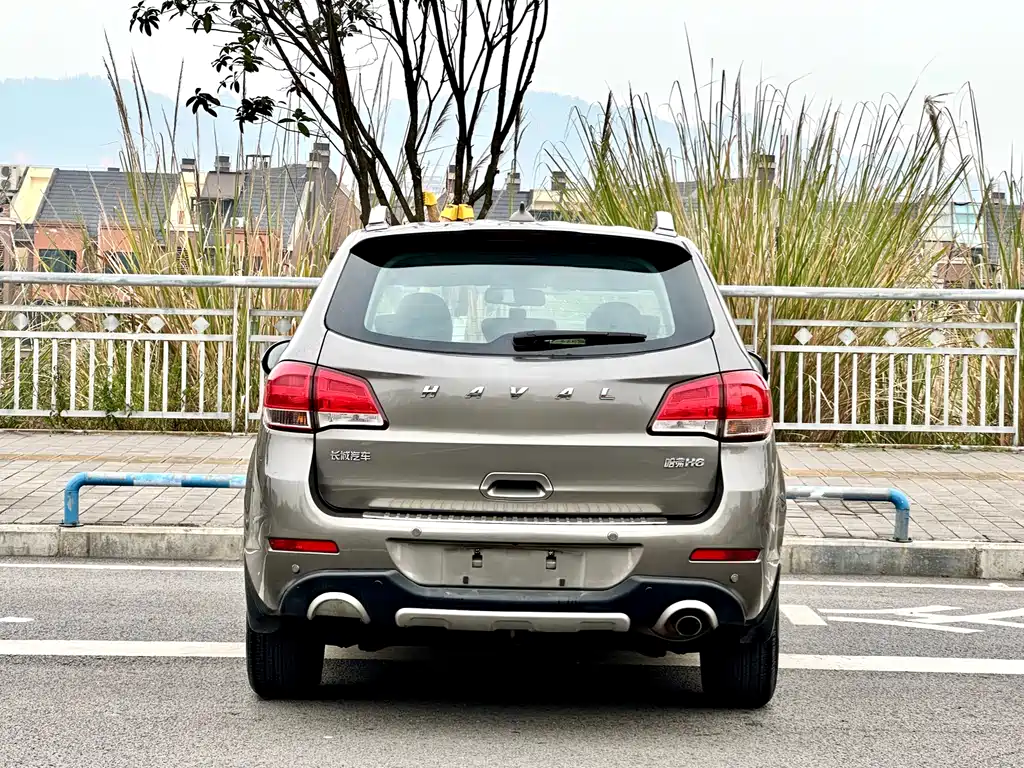 Haval H6 Upgraded 2.4 L Auto 2 WD Distinguished