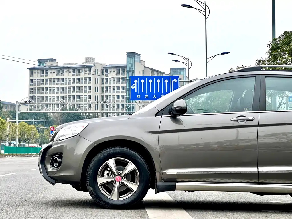 Haval H6 Upgraded 2.4 L Auto 2 WD Distinguished