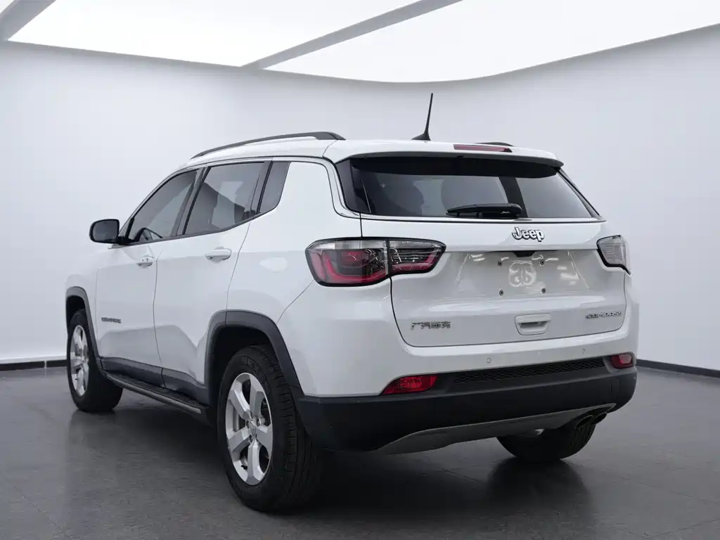 Compass 220 T Auto Elite