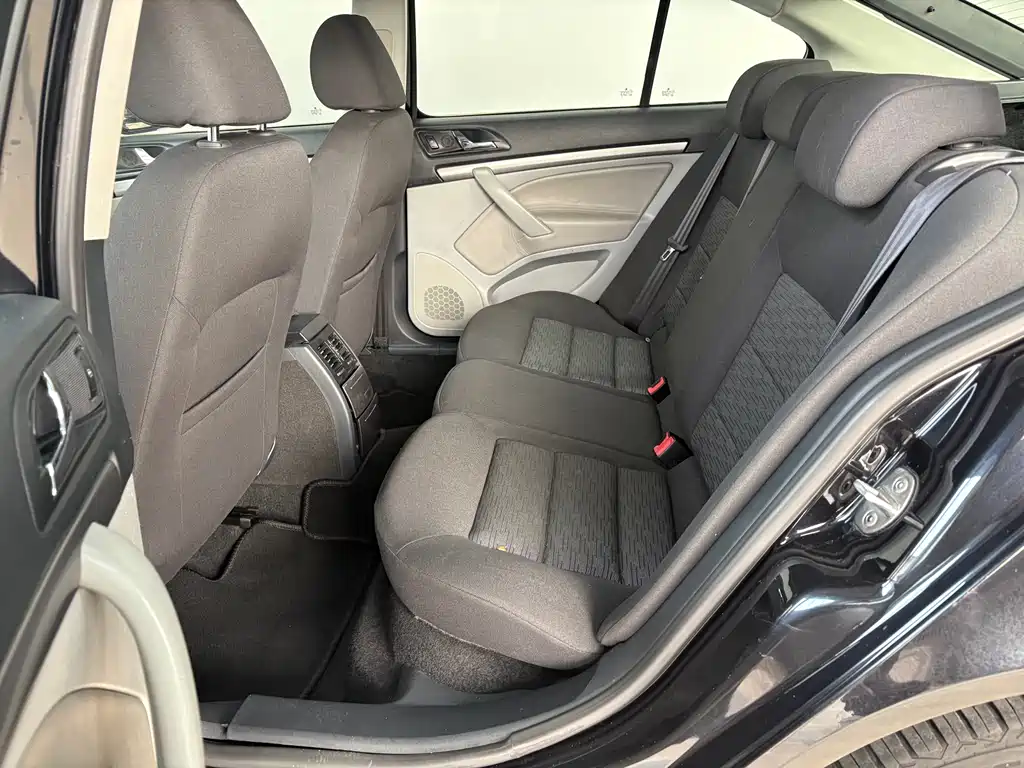 Octavia 1.6 L Auto Verso