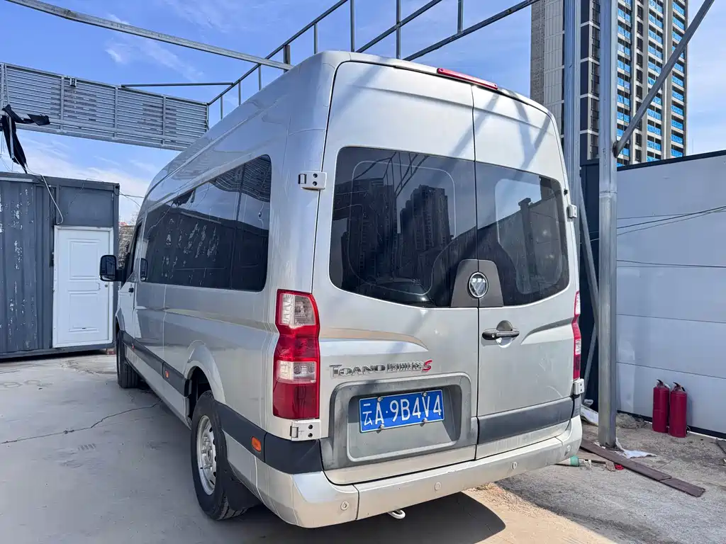 Toano 图雅诺 2019款 2.8 T S 长轴7座ISF2.8 s5 F148
