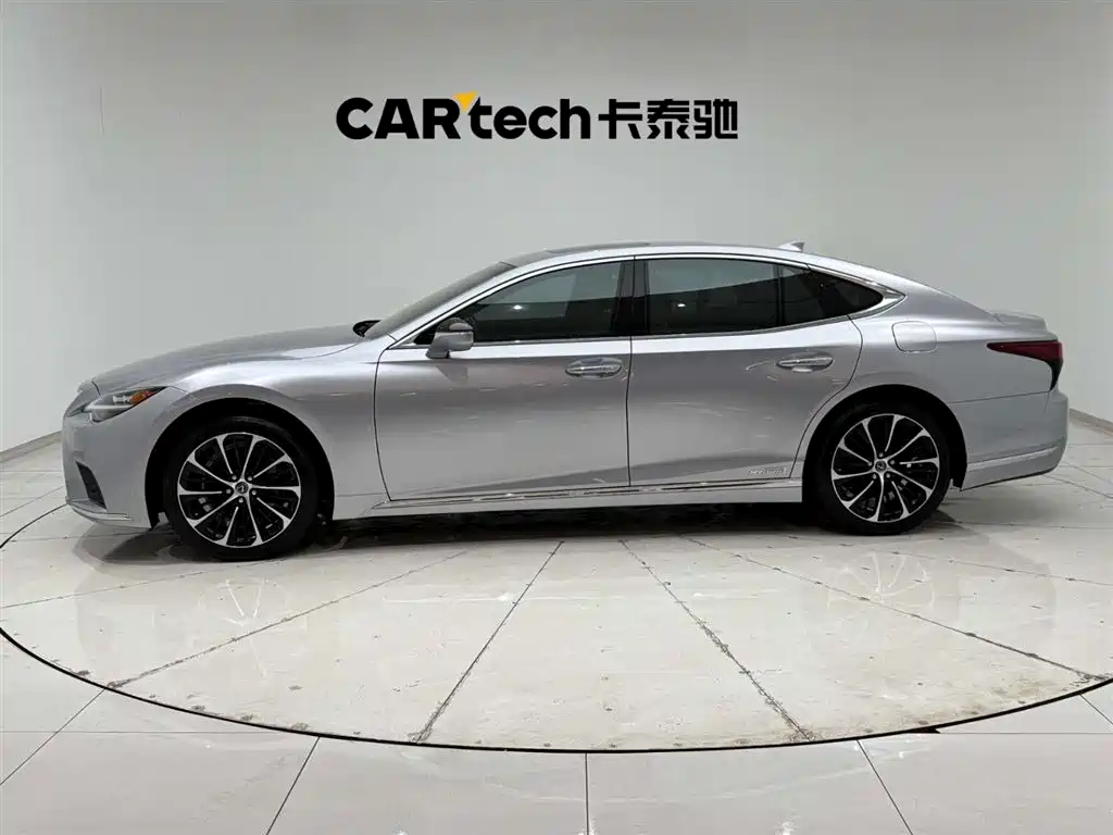 Lexus LS 500 h Executive