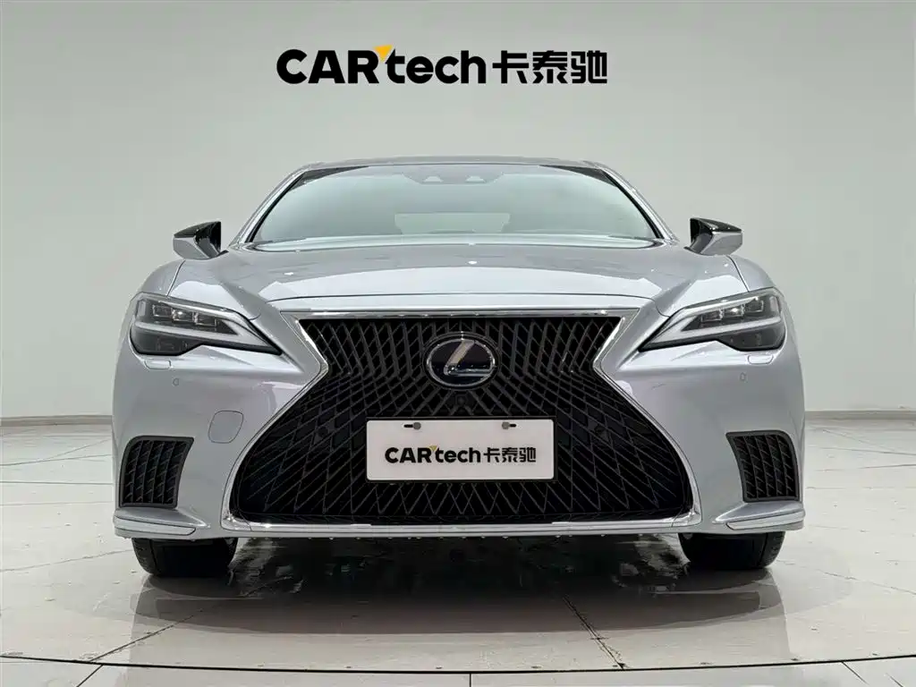 Lexus LS 500 h Executive