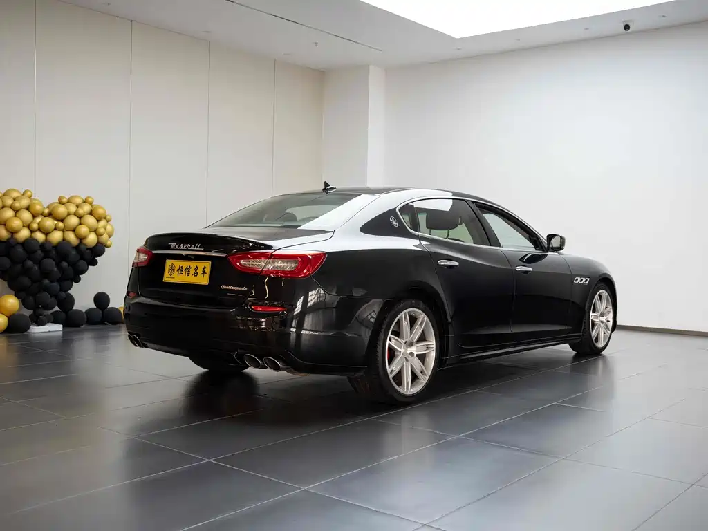 Quattroporte 3.0 T Standard