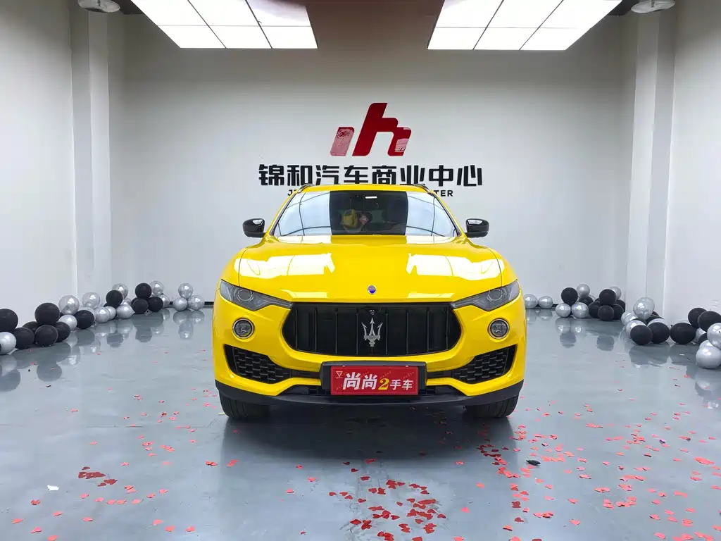 Levante 3.0 T Standard