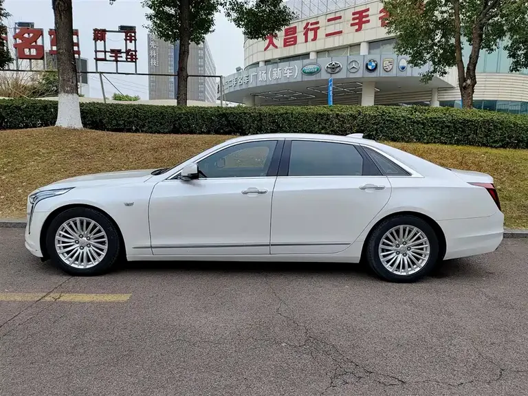 Cadillac CT6 28 T Luxury